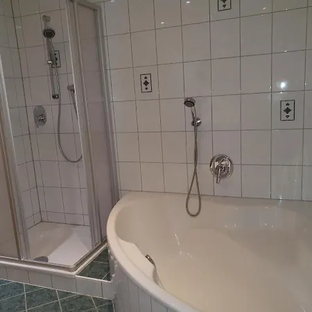 شقة Gaestehaus Floerl 1