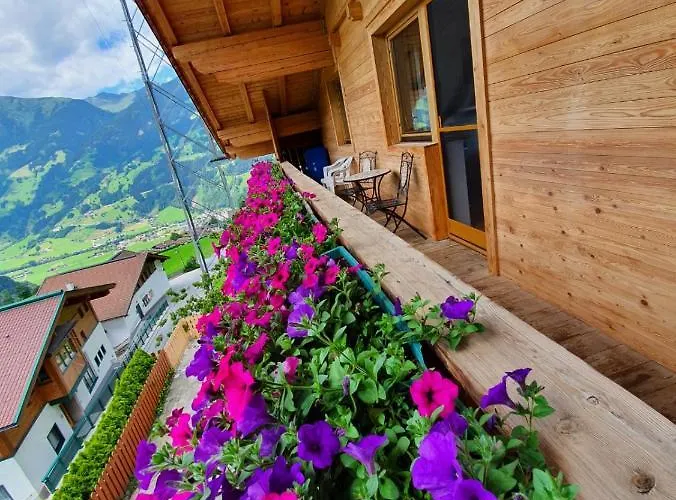 Gaestehaus Floerl 1 Апартаменты Герлосберг