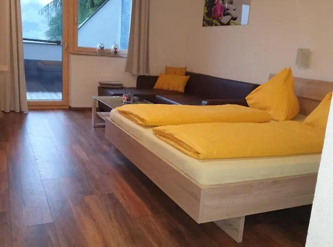 Gaestehaus Floerl 1 Apartment