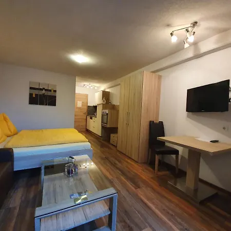 Gaestehaus Floerl 1 * غيرلوسبيرغ